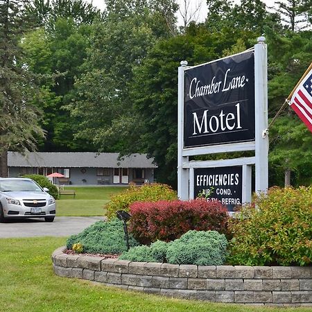 Chamber Lane Motel Round Lake Экстерьер фото