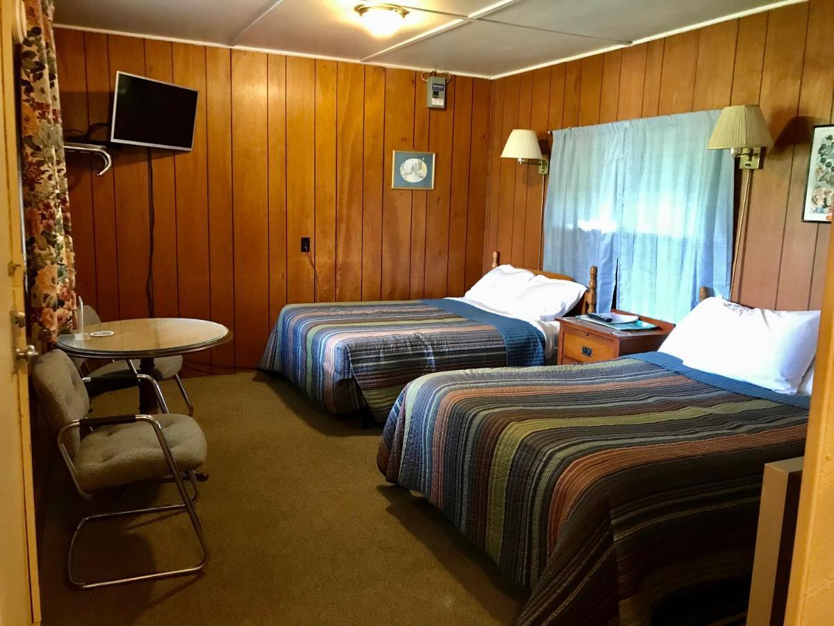 Chamber Lane Motel Round Lake Экстерьер фото