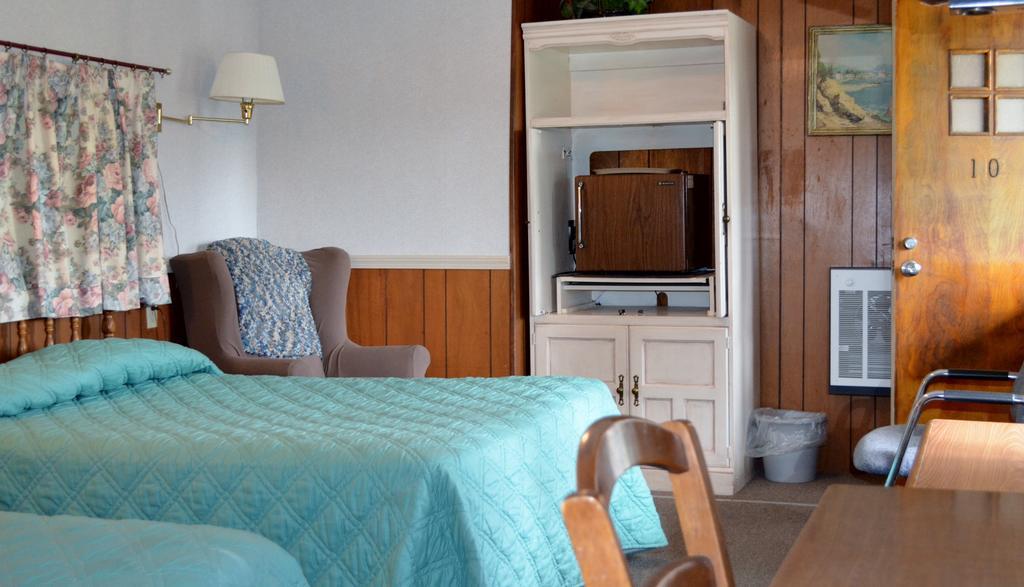 Chamber Lane Motel Round Lake Номер фото