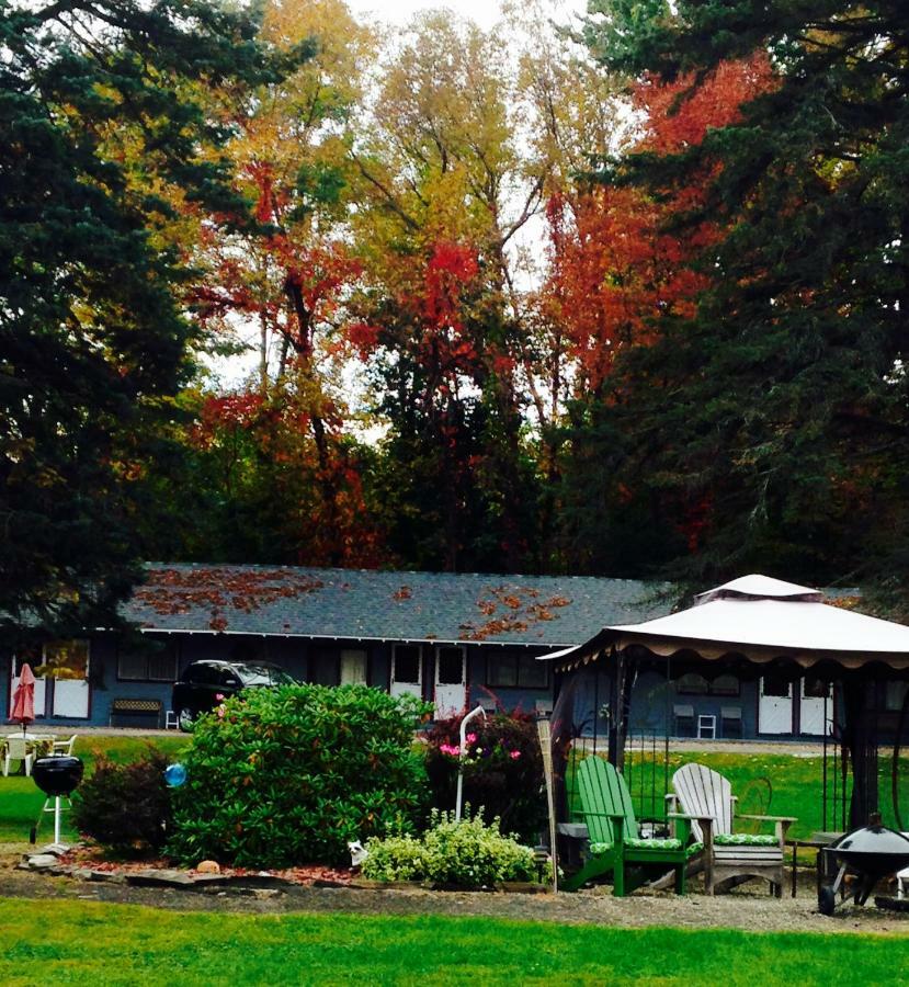 Chamber Lane Motel Round Lake Экстерьер фото